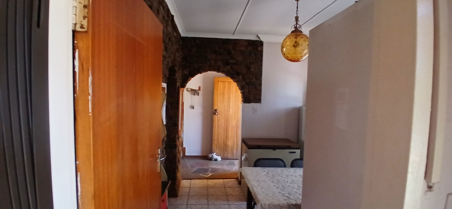 4 Bedroom Property for Sale in Uitsig Free State